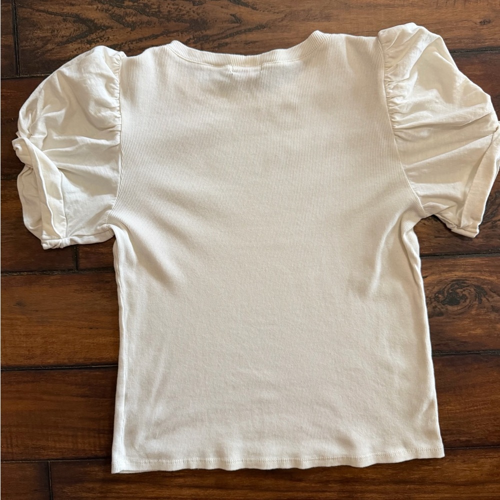 Vince Camuto Cream Puff Sleeve Ribbed Top - Picture 4 of 4